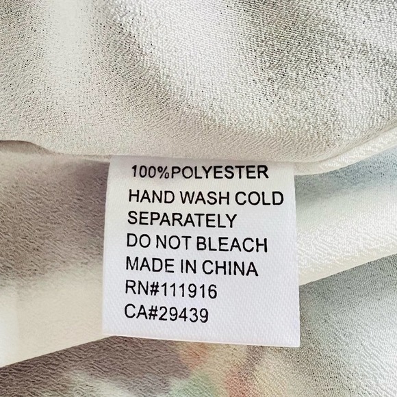 Yumi Kim Soho Mixer Wrap Dress Floral Print - Picture 11 of 12